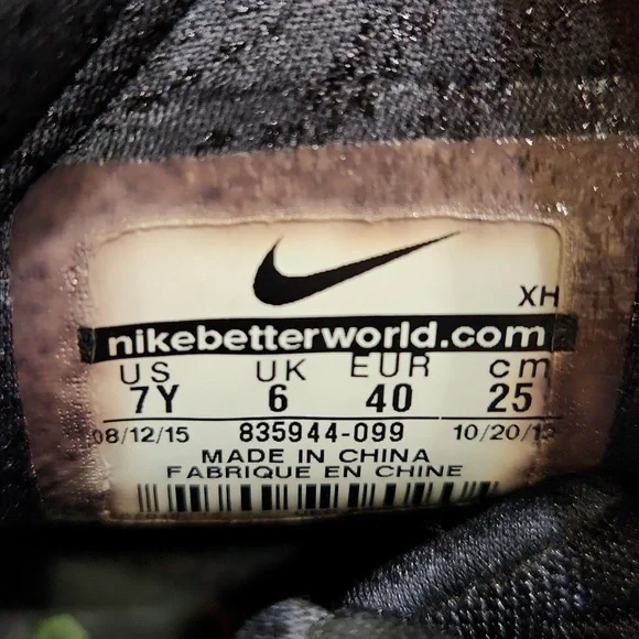 Nike Kyrie 2 Boys Size 7  Black History Month Edition Shoes Sneakers - Picture 7 of 8